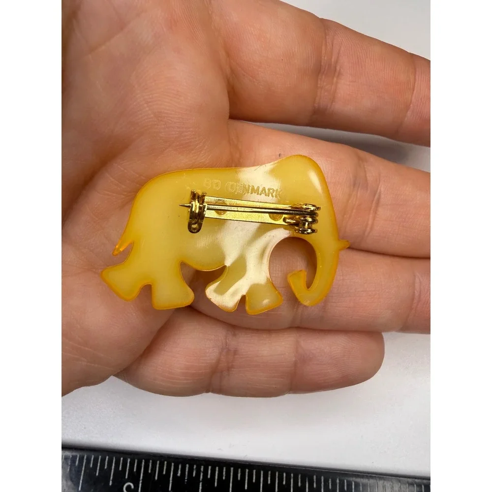 Buch + Deichmann Denmark Yellow Lucite Elephant Brooch Rhinestone Eye Vintage